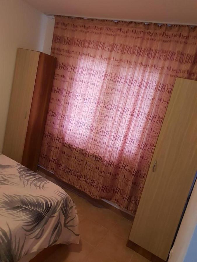 Apartament 2 Camere Tomis Nord 康斯坦察 外观 照片