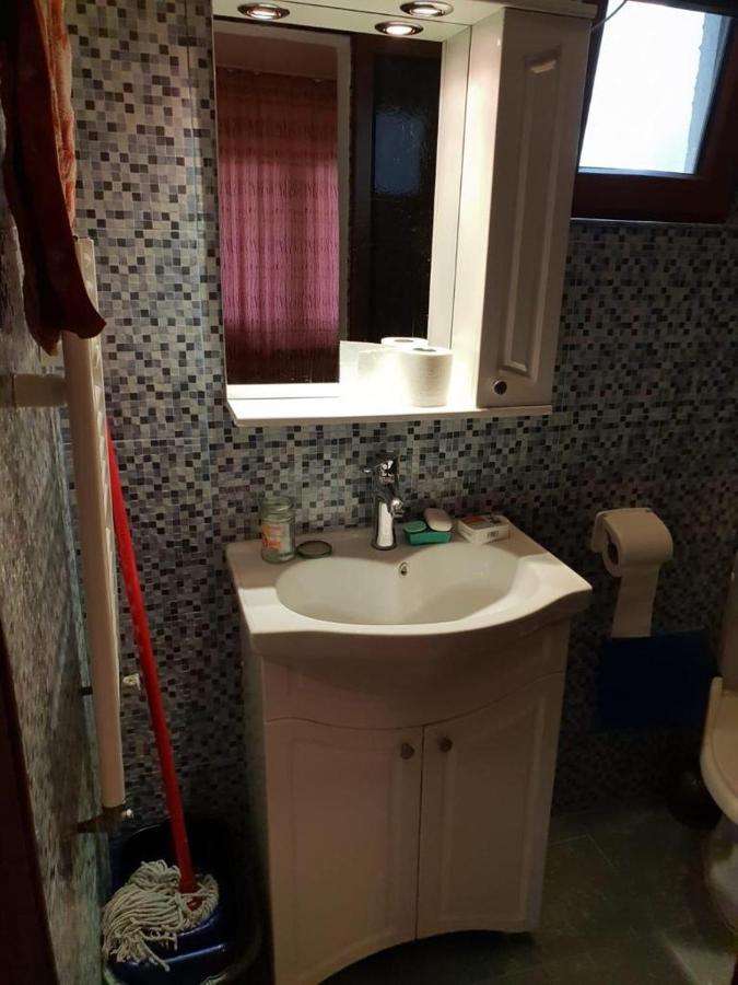Apartament 2 Camere Tomis Nord 康斯坦察 外观 照片